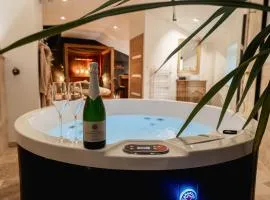 Love Room Vendée avec JACUZZI
