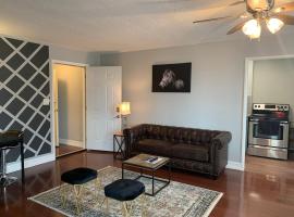 Heart Downtown! Great Location! PT7D, Hotel in Atlanta