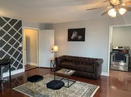 Heart Downtown! Great Location! PT7D