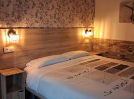 Hostal La Pastora, ξενώνας σε Candeleda