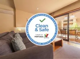 B27 - LuzBay 2 Bed Apartment