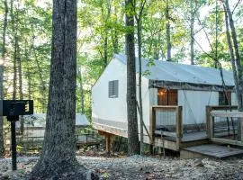 Vireo's Nest- Glamping Tent in the Gorge with AC
