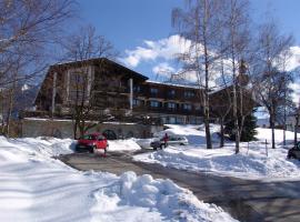 Der Schlossberghof Marzoll - Landidyll & Naturgarten - vital-sportlich-gesund-naturverbunden-pur-bayerisch-gutbürgerlich-historisch, hotel en Bad Reichenhall