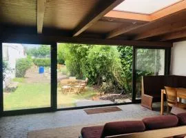 Maison MidCentury chaleureuse proche centre-ville