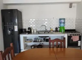 Apart Ezeiza F- hasta 5 personas con cochera