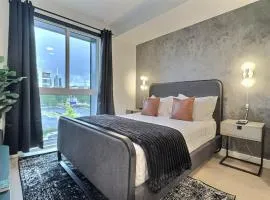 Modern Birmingham Retreat, Steps to Parks and Eats