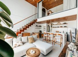 Villa Casa Blanca, ξενοδοχείο σε Bingin Beach