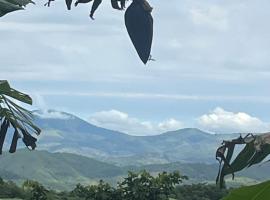Sítio com água mineral, rio e cachoeira, hotel v destinaci Rio Bonito