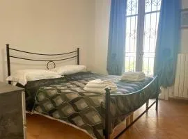 La Corte Urbana 48B Parking