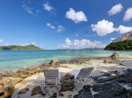 Oceanview retreat at Point Pleasant Resort, USVI, hotel v destinaci Frydendal