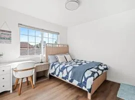 Cozy Full Suite Private Bathroom Quiet Stay