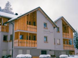 Planat, apartment in San Cassiano