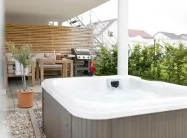 FeWo Martini- mit Whirlpool,Terrasse und Albcard
