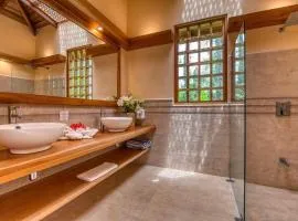 Jungle Tide Villas - Playa Chiquita