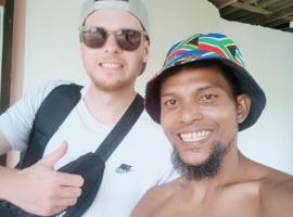 navaa Bungalow, vertshus i Phra Ae beach