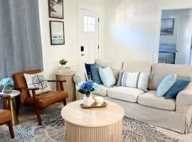A Brand New Coastal Escape, 1 Mile to Downtown