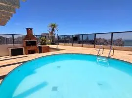 Cobertura 5 quartos sendo 4 suites , piscina churrasqueira , Pitangueiras , 4 vagas