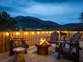 The Hikers House - Coastal & Riverside Retreat with Mourne Mountain Views