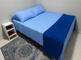 Casa azul - pr&oacute;x de Nazar&eacute; com Split e Wi-Fi, cottage di Belem