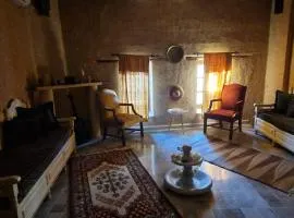 Suite Iskander Persane