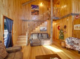 Less Than 1 Mi to Linville Falls Family Gem with Game Room!, hotel in Linville Falls