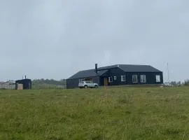 Hermosa Casa con vista al Estrecho de Magallanes