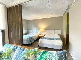 Royal Kuhio 1604 - Spacious Studio with Stunning Mountain Views in the Heart of Waikiki!