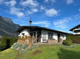 Cozy holiday home with mountain views