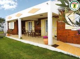 Gîte confortable avec piscine partagée et accès PMR à Petite-Île - FR-1-786-27