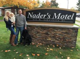 Nader's Motel & Suites, hótel í Ludington