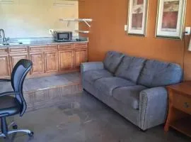 Gated - 1 King Bed 1 Bath Apt with Full Kitchen 107