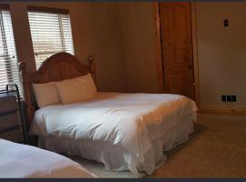 Highland Mesa Getaway, ubytování v soukromí v destinaci Flagstaff