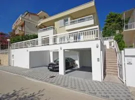 Martinovic 2 Comfortable holiday residence