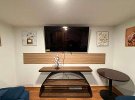 Sleep12-16guests ranch in West Seneca entire house, hotel v destinaci Buffalo