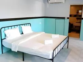 oo Mitr Inn Phuket Island - Phuket Old Town yes