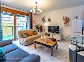 Au coeur de la ville, hotel a Challes-les-Eaux