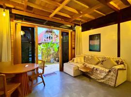 Makaha Bungalow، فندق في جيمباران