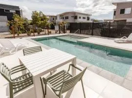 Breathe Coolum - coastal calm, walk to everything