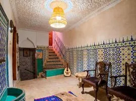 Riad Sarsar Dar dmana