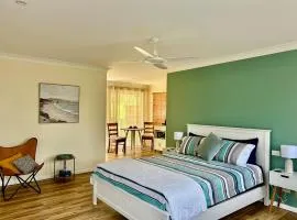 Kolora - Peace & Quiet