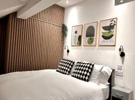 Yastayzzz at Apartment 4 St Marys Street