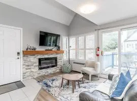 Mountain View Ski-In-Out Pool Shuttle to Blue