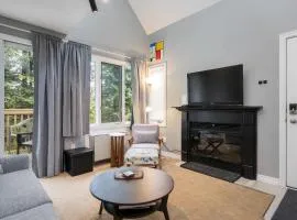 Blue Haven Ski-In-Out Pool Hot Tub Shuttle