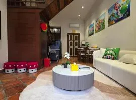 New ! 6 Pax Super Mario Georgetown Heritage Pre-war House 2 Bedroom