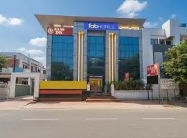FabHotel Raas Inn