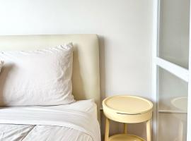 Lykke Room, hotel en Ban Bang Phang