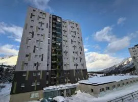 HIGH ALTITUDE Apartment