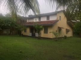 Unawatuna Beach Villa by Serenity, hotel in Unawatuna