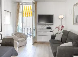 Central Cannes, 200m to Palais, walk everywhere