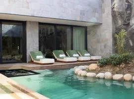 Hayashi Residence - Free Gym and Parking